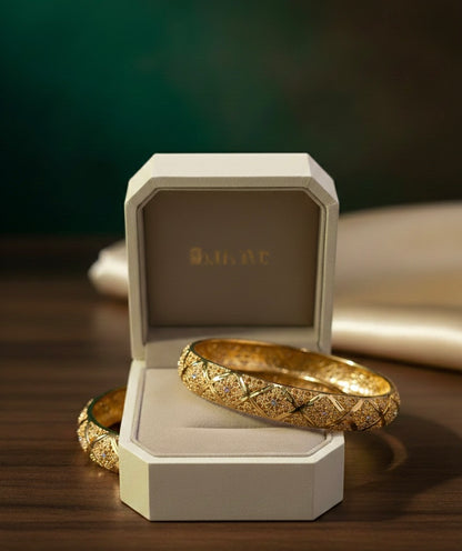 Radiant Majesty: Handcrafted Gold Lattice Bangles