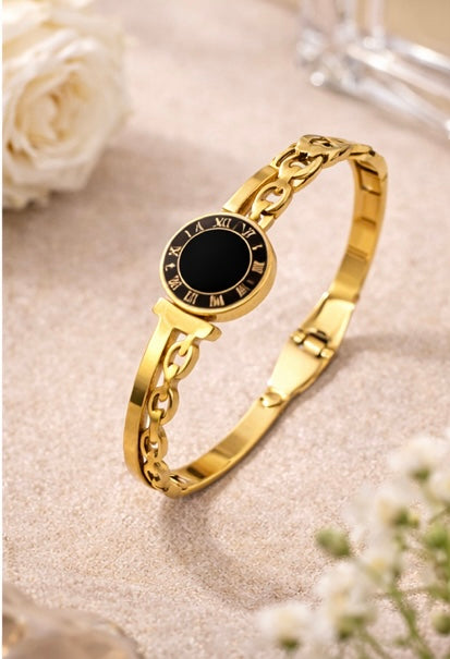Vintage-Inspired Roman Numeral Gold Bangle