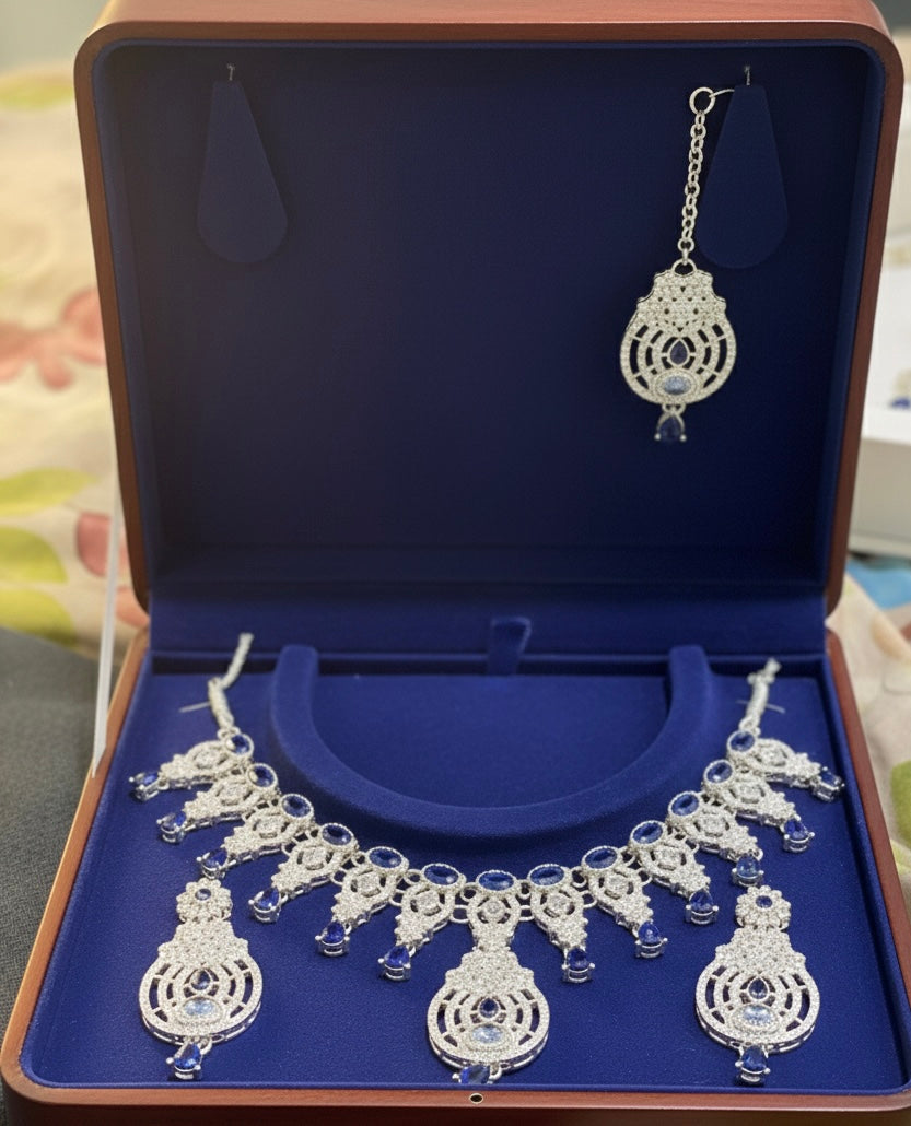 Exquisite Royal Blue Sapphire & Silver Jewelry Set