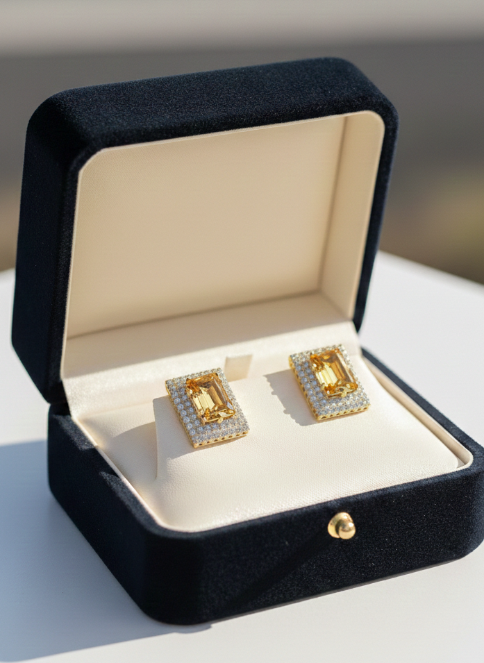 Luxury red stone Gold Studd Earrings