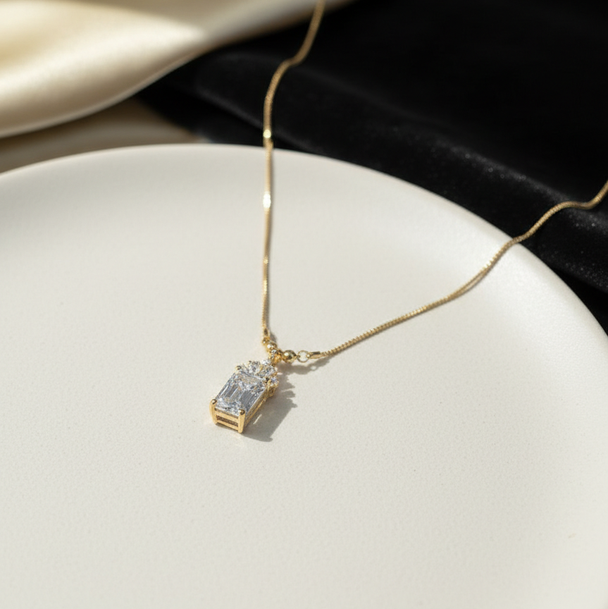 Emerald Cut "Glow" Necklace – Gold Statement Pendant